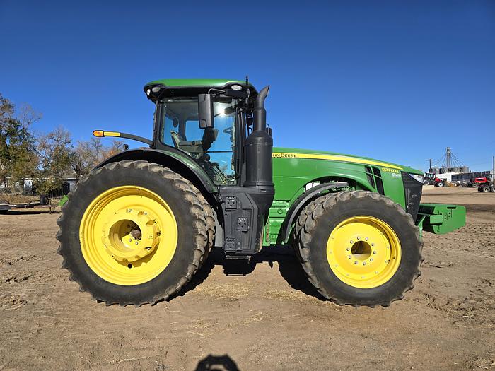 Used 2019 John Deere 8370R Tractor w/ Powershift + ILS
