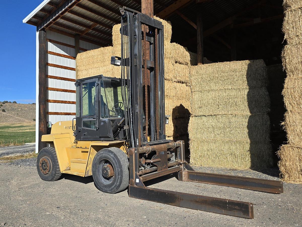 Used Hyster H210XL Hay Squeeze