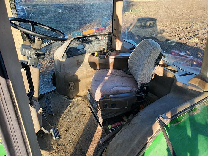 Used 2000 John Deere 8410 Tractor