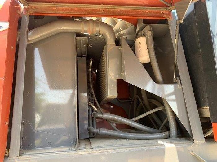 Used 2009 Massey Ferguson 9435 Windrower