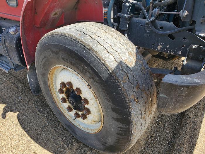 Used International Bale Retriever Truck for Big Square Bales