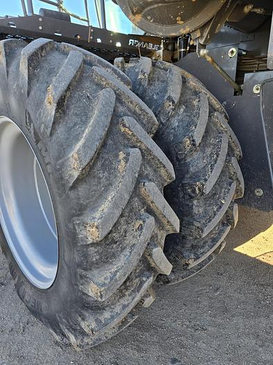 Used 2022 Gleaner S97 Combine
