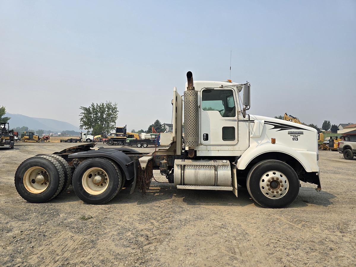 Used 2004 Kenworth T800 Truck w/ 330k Miles