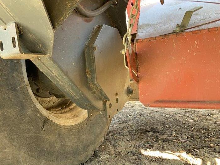 Used 2009 Massey Ferguson 9435 Windrower