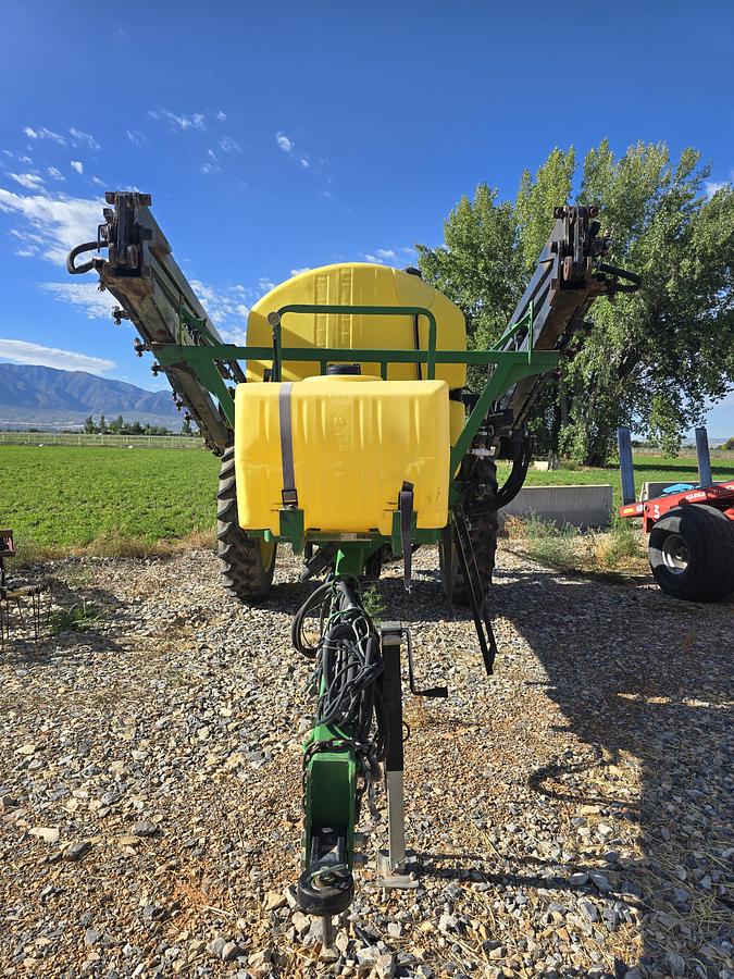 Used Schaben SF-8500 Sprayer w/ 90' Boom