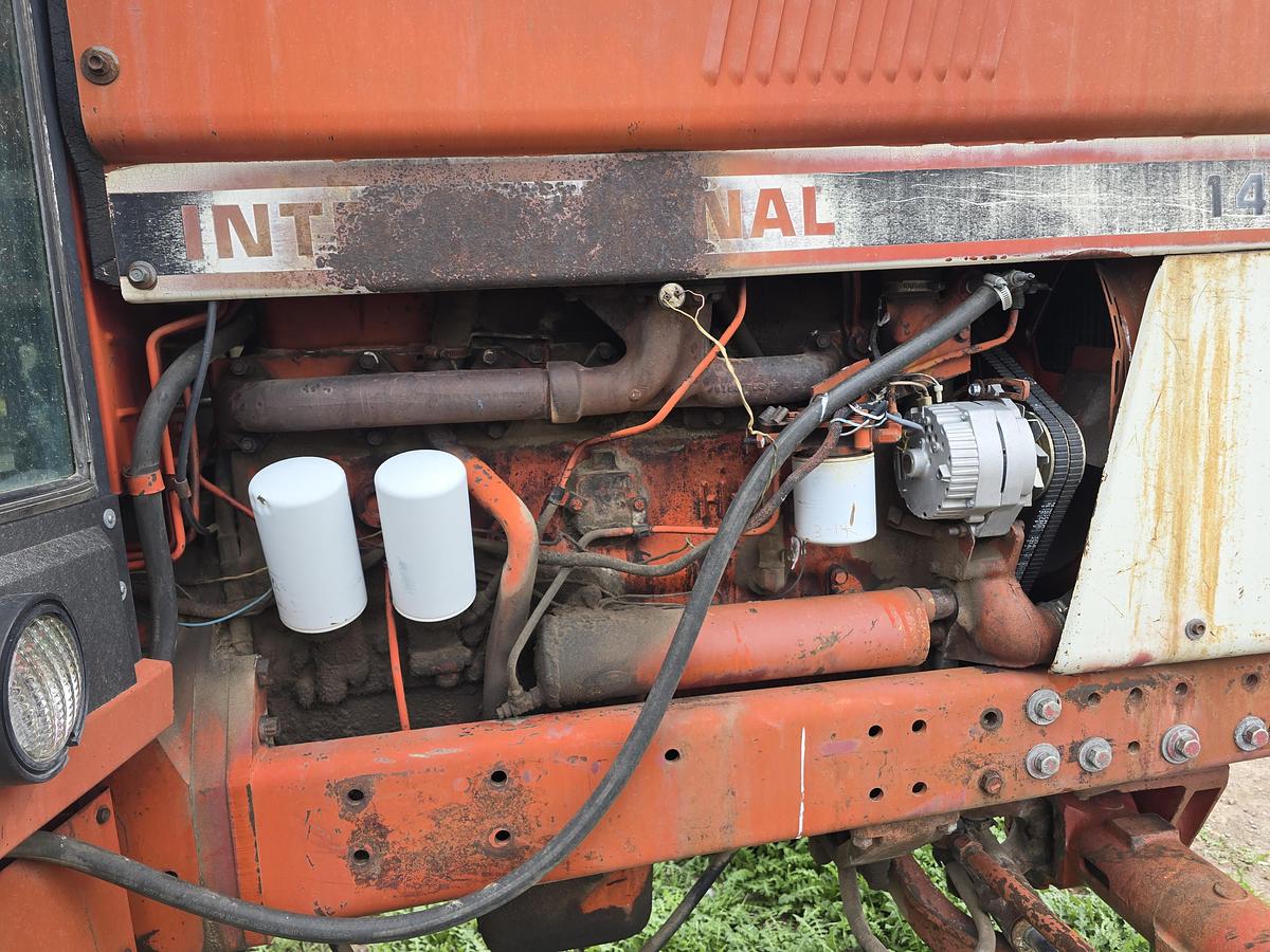 Used International 1486 Tractor w/ Loader