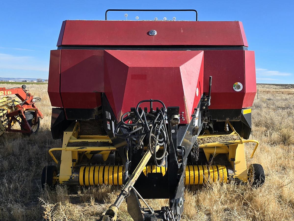 Used New Holland BB960A Baler - 3x4