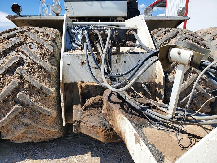 Used Big Bud 525/50 Tractor + 25 cyd Scraper w/ GPS