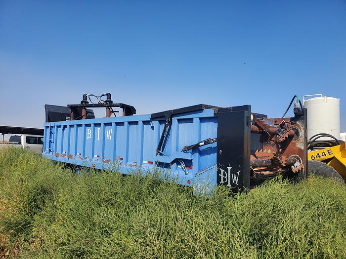Used 2014 BIW 30' Silage Trailer