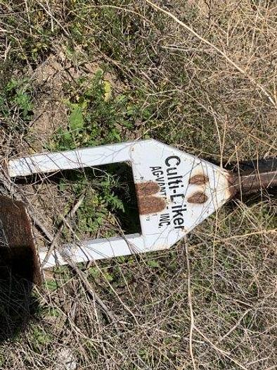 Used Case IH 1820 12R30 Row Crop Cultivator