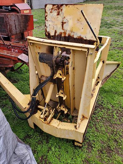 Used New Holland 1048 Balewagon