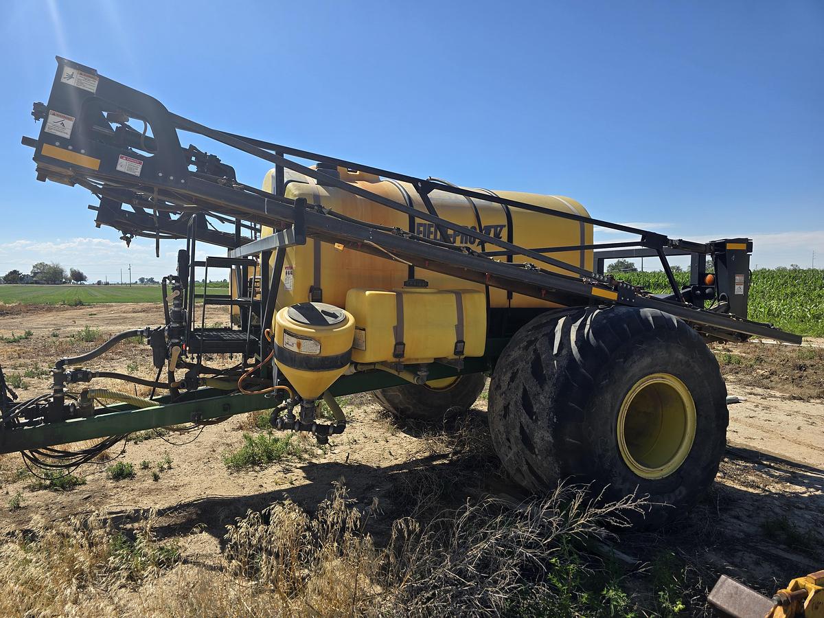 Used 80' BestWay 1000 Sprayer