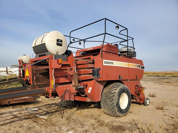 Used 2002 Hesston 4790 Baler w/ Accumulator