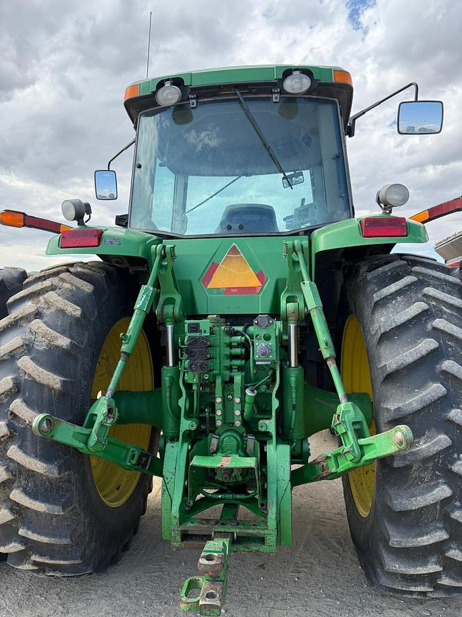 Used 2002 John Deere 8320 Tractor w/ 7500 hrs