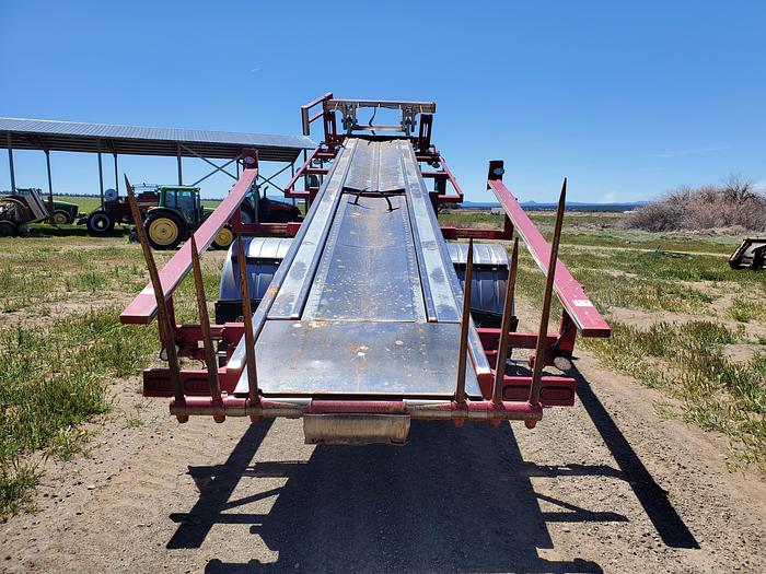 Used 2015 Stinger 6500 Bale Stacker