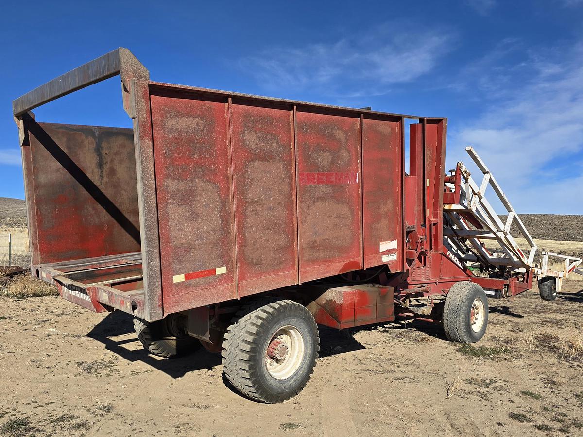 Used Freeman 5000 Bale Stacker