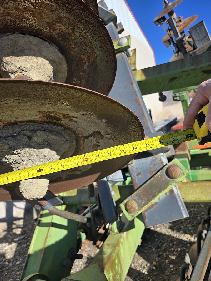 Used 21' John Deere 331 Tandem Disk