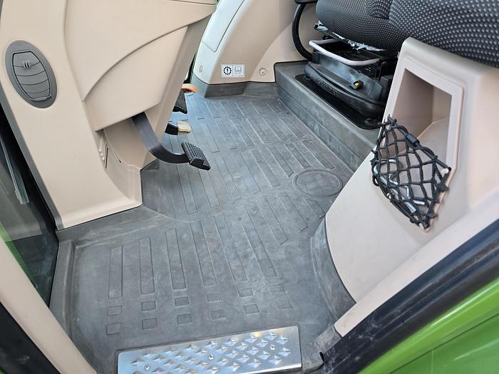 Used 2023 Fendt 514 Tractor w/ Loader - 225 hrs