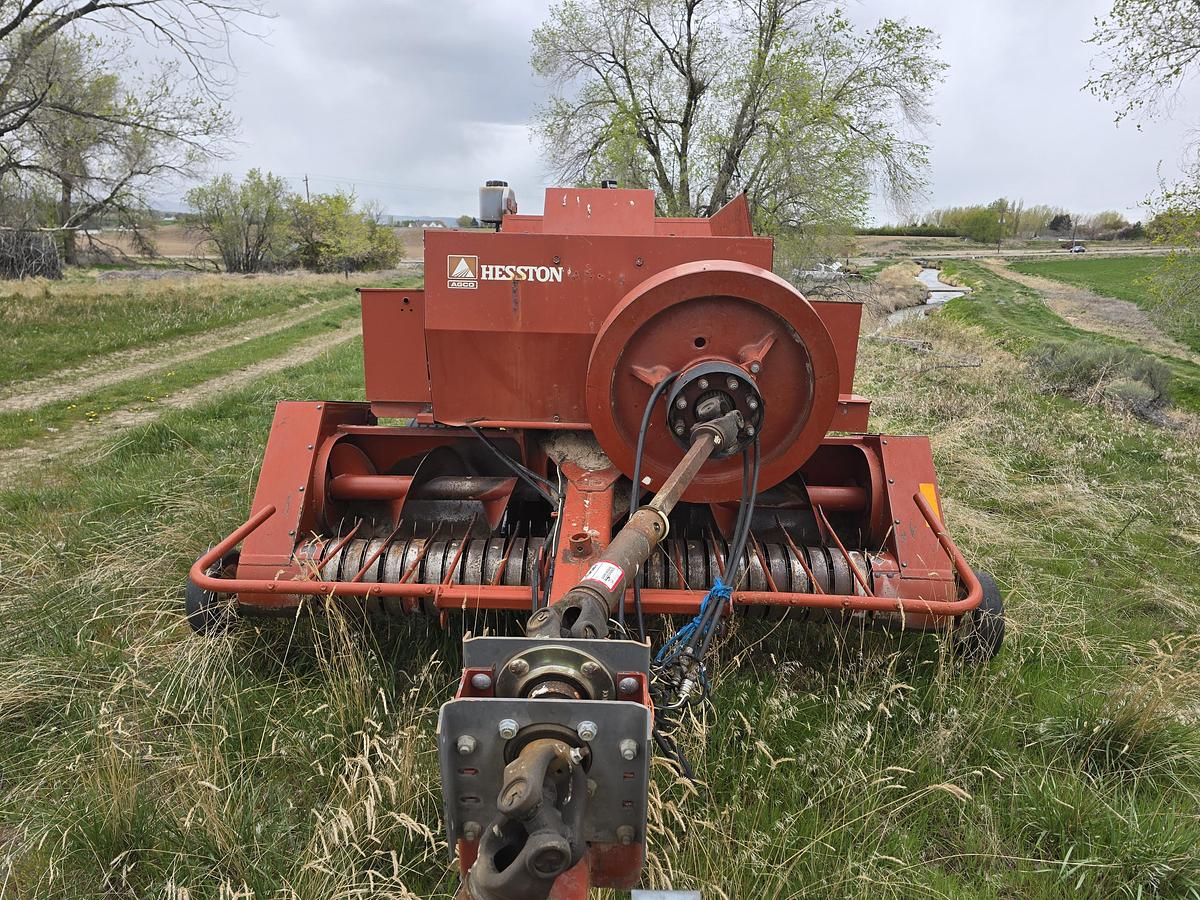 Used 1999 Hesston 4655 Baler