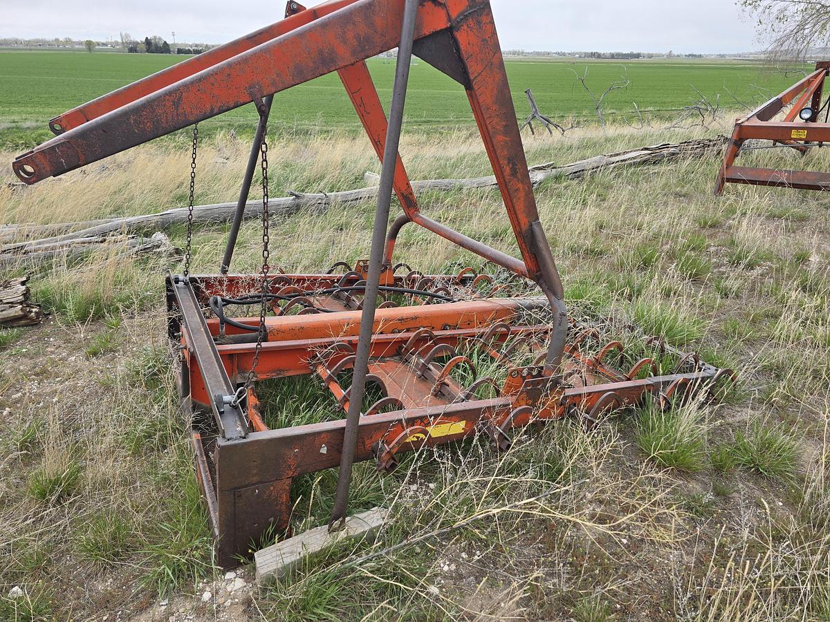 Used International 1486 Tractor w/ Loader