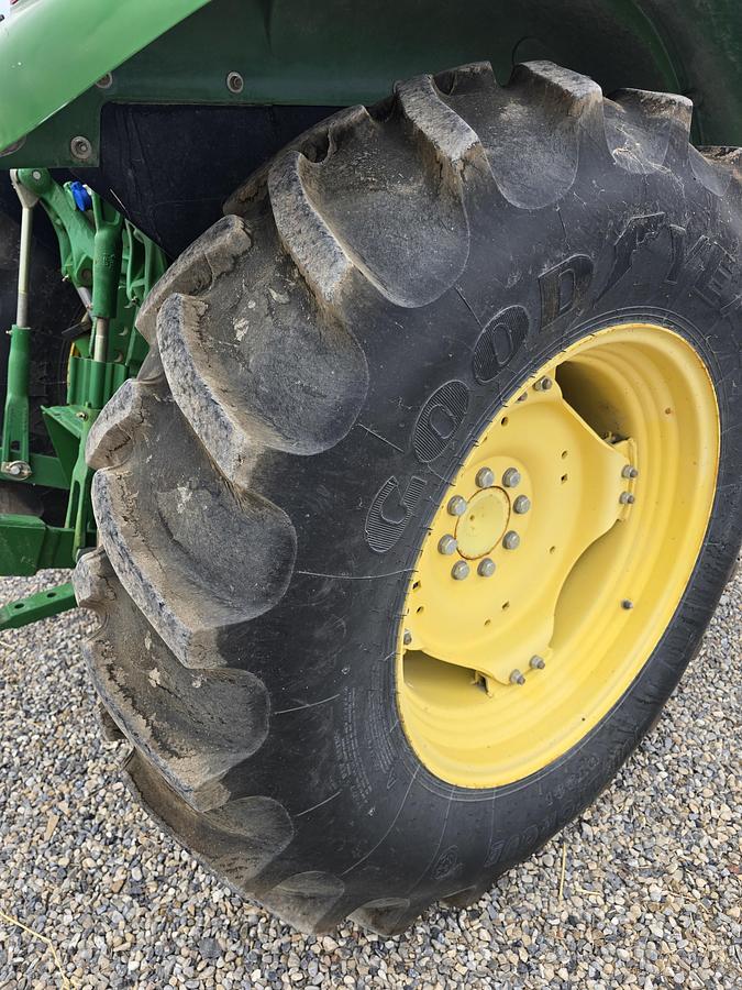 Used 2011 John Deere 5065M Tractor w/ 1400 hrs (Power Shuttle)