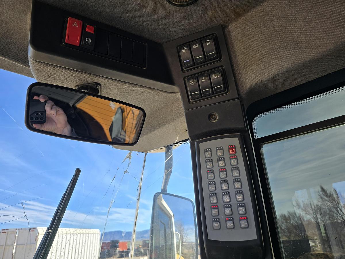 Used 2019 Liebherr L566 Wheel Loader