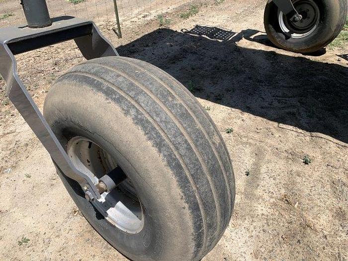 Used 2009 Massey Ferguson 9435 Windrower