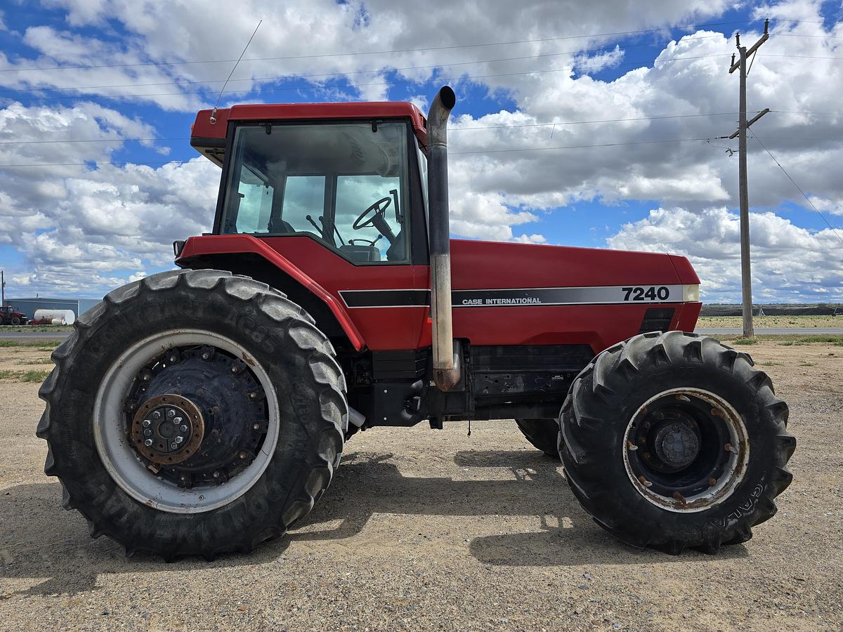 Used 1994 Case 7240 Tractor