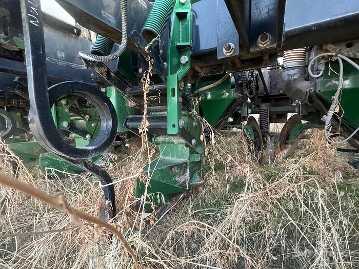 Used 2018 Lockwood 606 Air Series 6 Row Potato Planter
