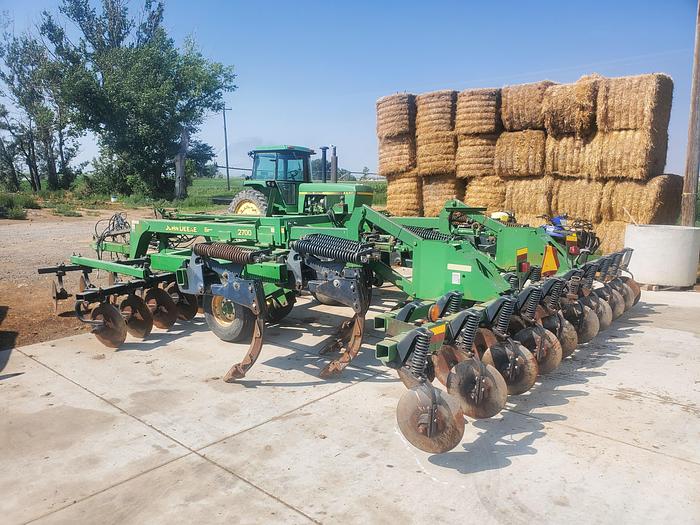 Used John Deere 2700 Disk Ripper - 9 Shank