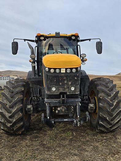 Used 2017 JCB Fastrac 8330 Tractor w/ 3800 hrs