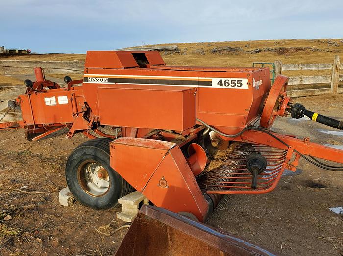 Used Hesston 4655 Baler ** Field Ready **