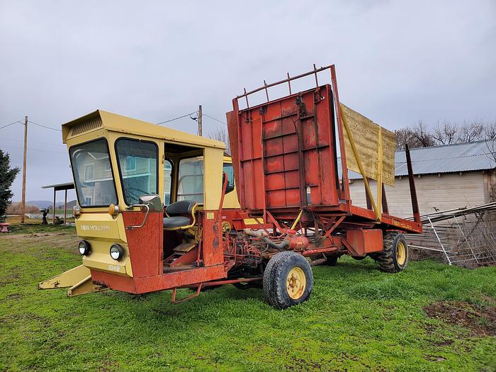 Used New Holland 1048 Balewagon
