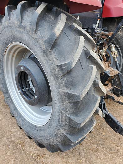 Used 2014 Case Maxxum 115 Tractor w/ 900 hrs