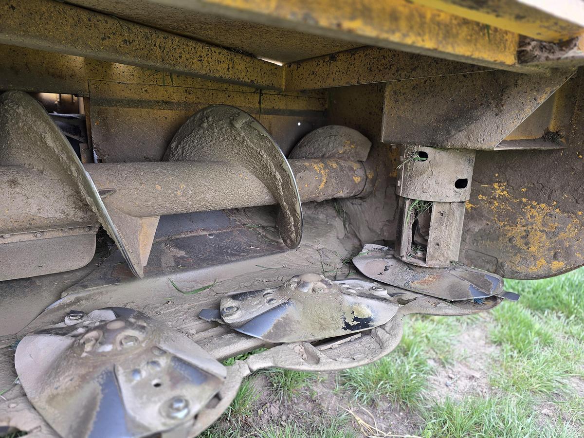 Used 16' New Holland H8080 Rotary Windrower w/ 730 hrs