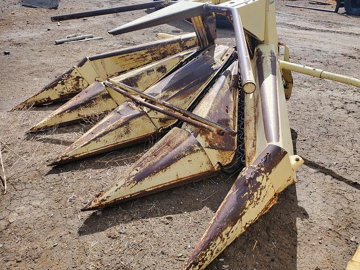 Used John Deere 5820 Forage Harvester / Chopper w/ 3 Headers