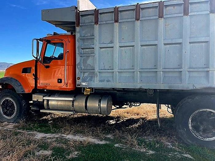 Used 2009 Mack GU713 Dump Truck