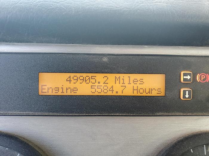 Used 2015 Stinger 6500 Bale Stacker