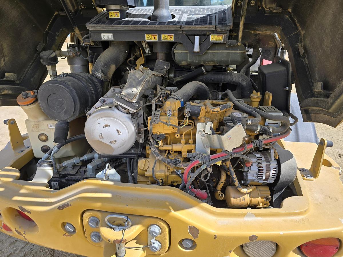 Used 2022 Caterpillar 908M Wheel Loader ** Going to Auction **