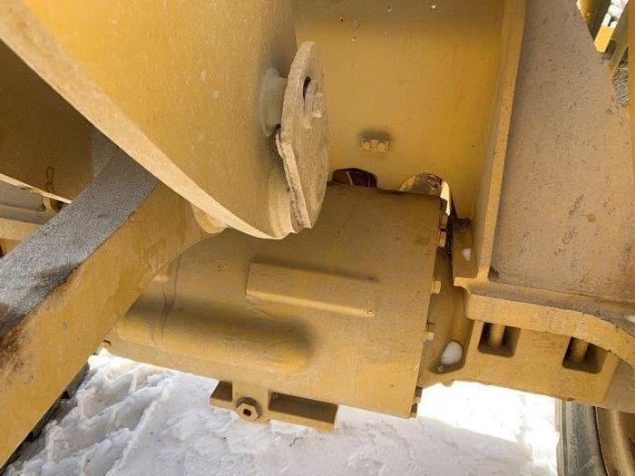 Used Caterpillar 930K