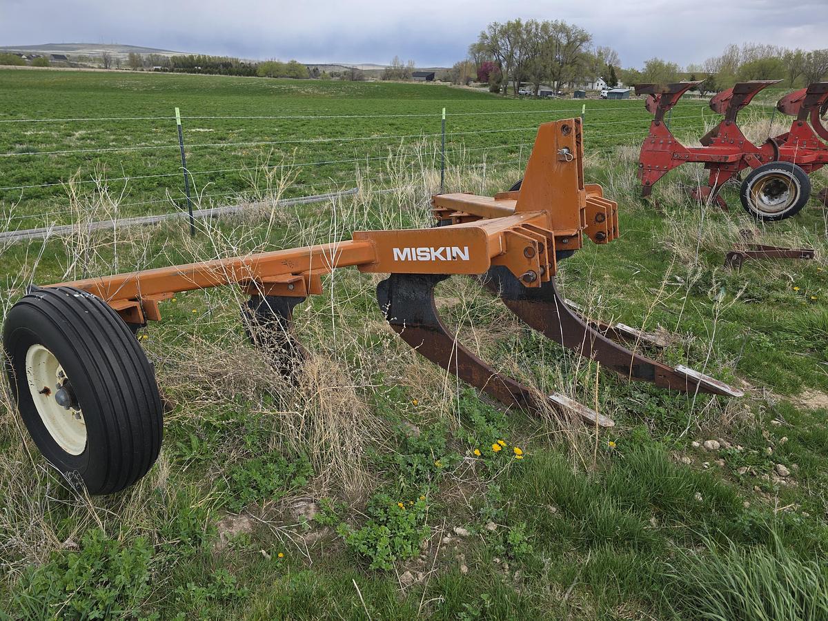 Used Miskin S-207 Ripper - 7 Shank