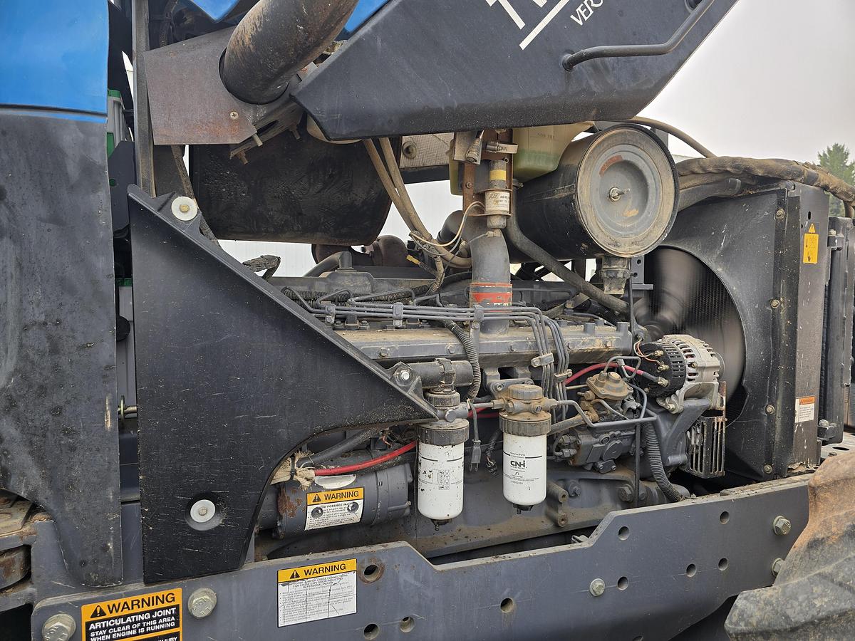 Used New Holland TV140 Bi-Directional Tractor w/ 3200 hrs
