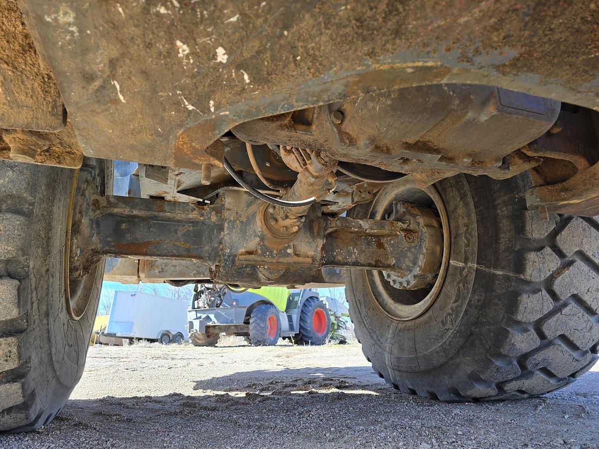 Used 2014 Liebherr L550 Wheel Loader