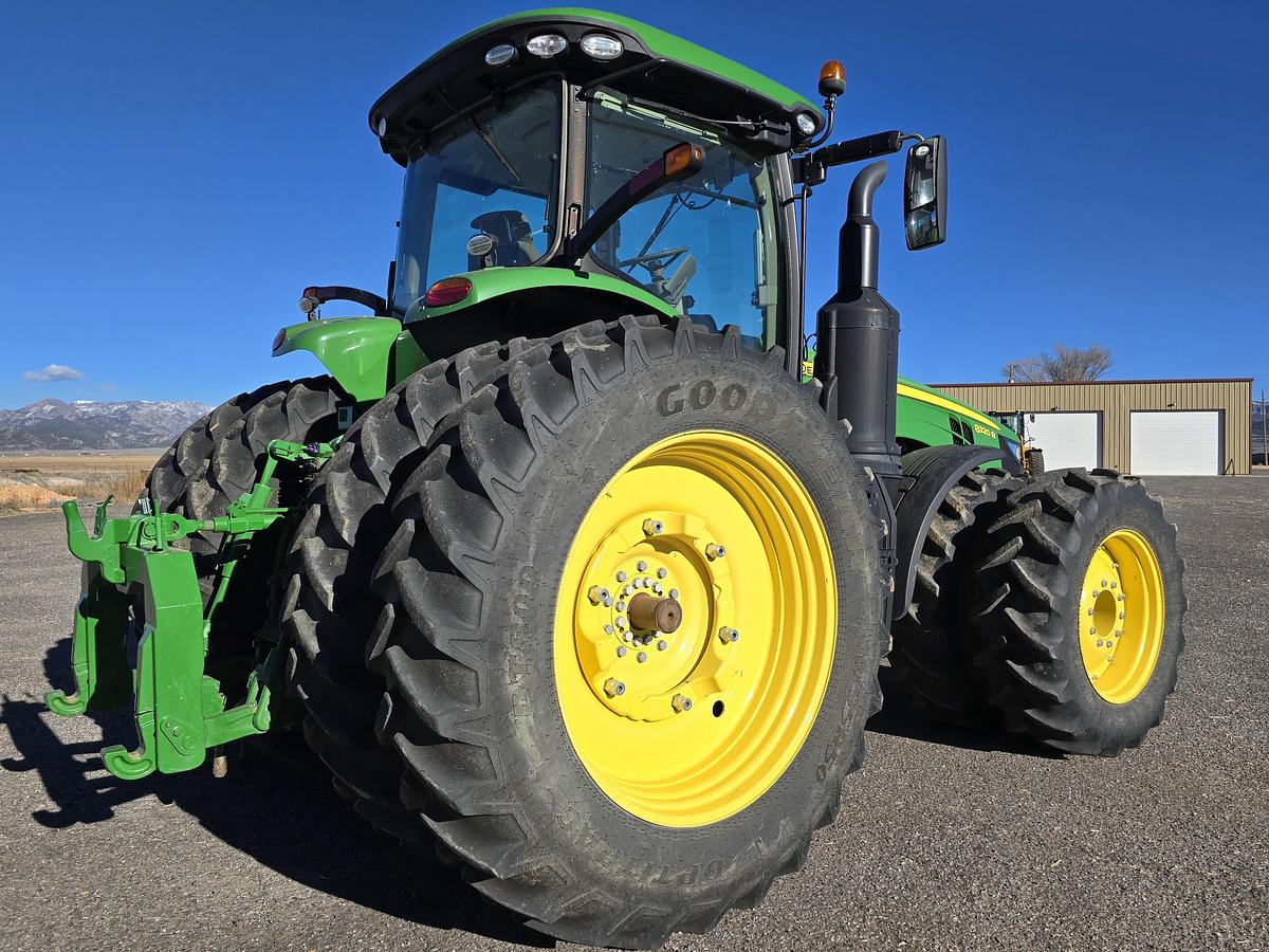 Used 2020 John Deere 8320R Tractor w/ 800 hrs