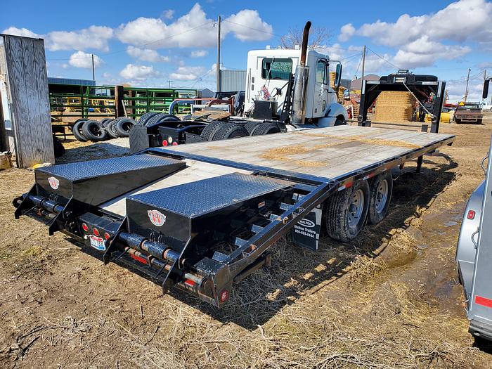 Used 2019 24' Walton Equipment Trailer