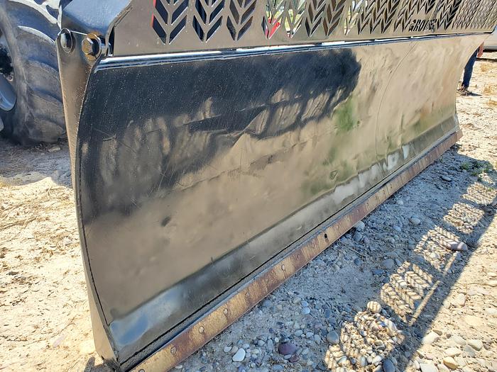 Used 2010 Case Steiger 435 Tractor w/ Silage Blade