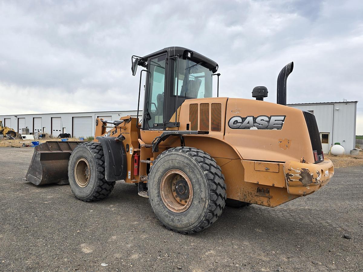Used Case 621F XR Wheel Loader ** High Reach **