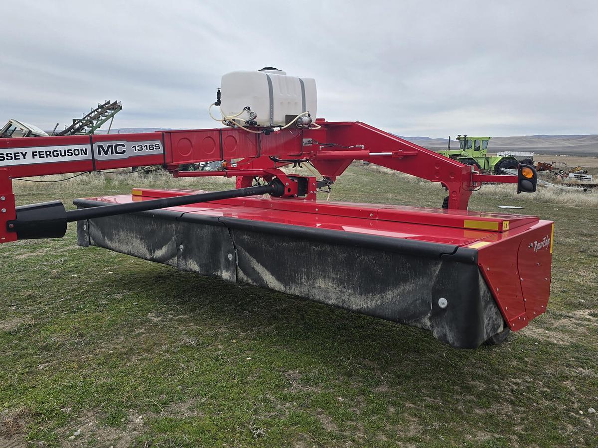 Used 2023 Massey Ferguson 1316S Mower Conditioner ** Like New **