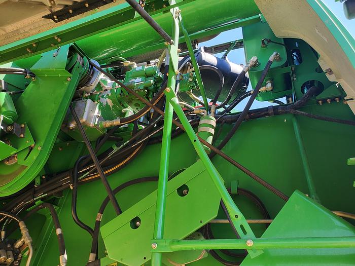 Used 2003 John Deere 9550 Combine w/ 2 Headers ** Superb Condition **