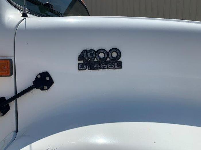 Used 2001 Interational 4900